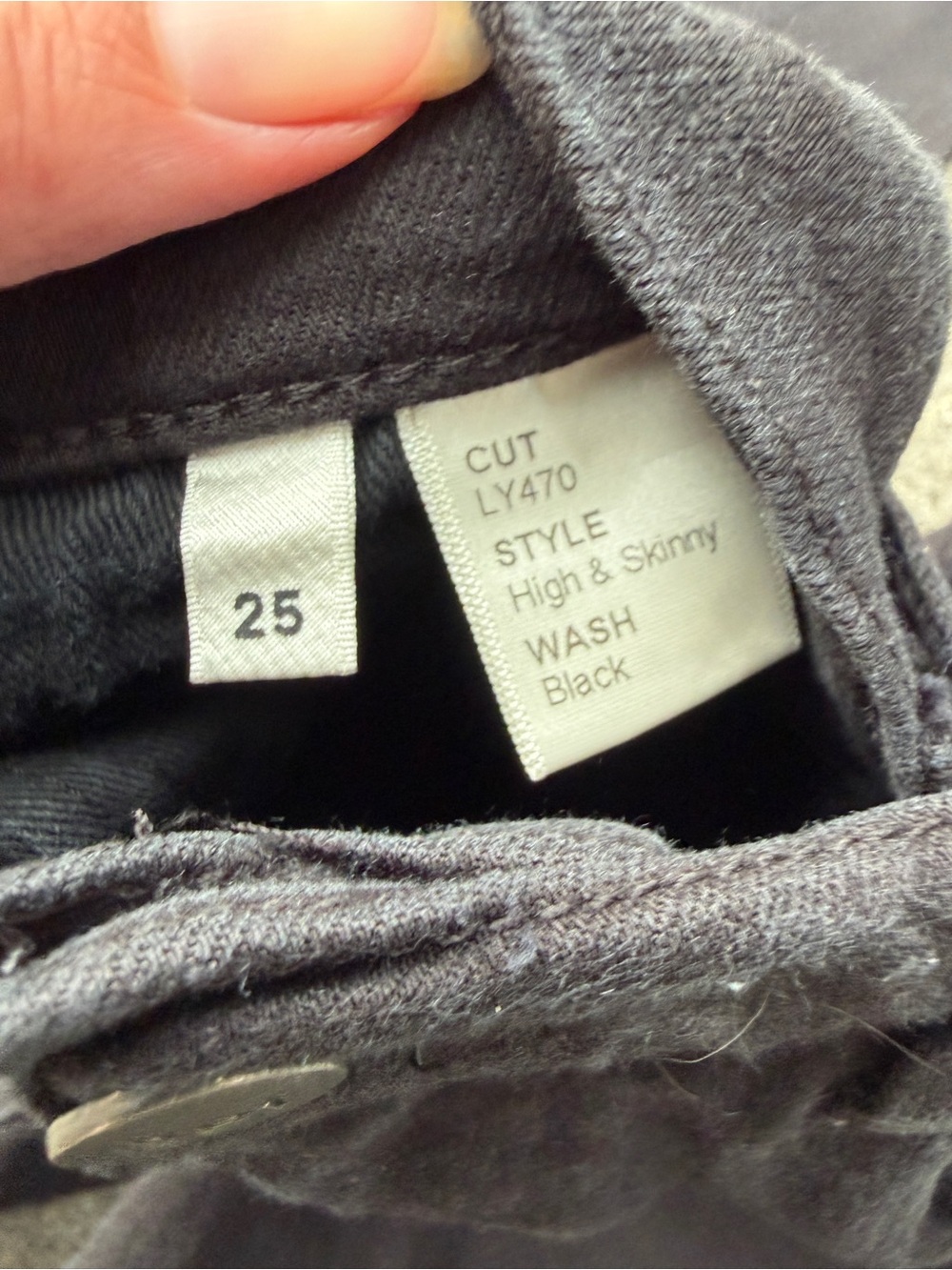 Reformation Black Skinny High-Rise Jeans - Picture 5 of 5